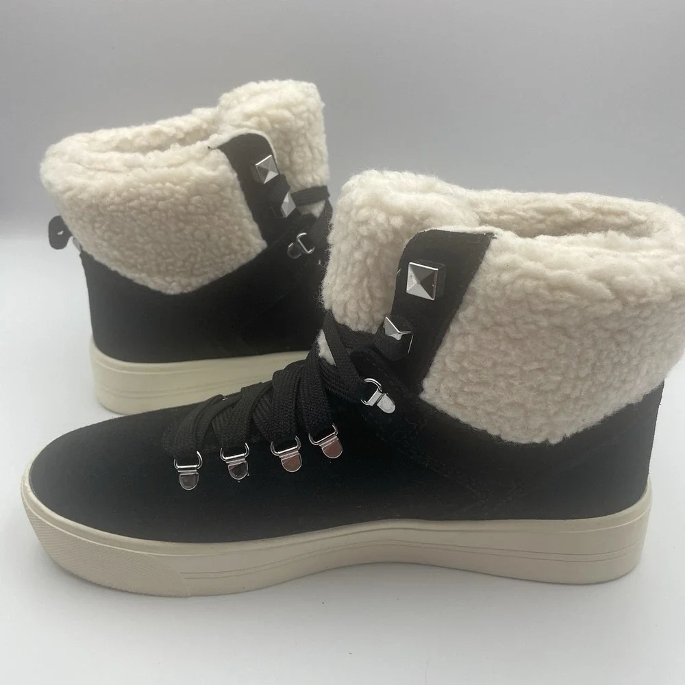 Marc Fisher Daire Black‎ Suede Sneaker Boots With Faux Fur Lining Women's Size 7